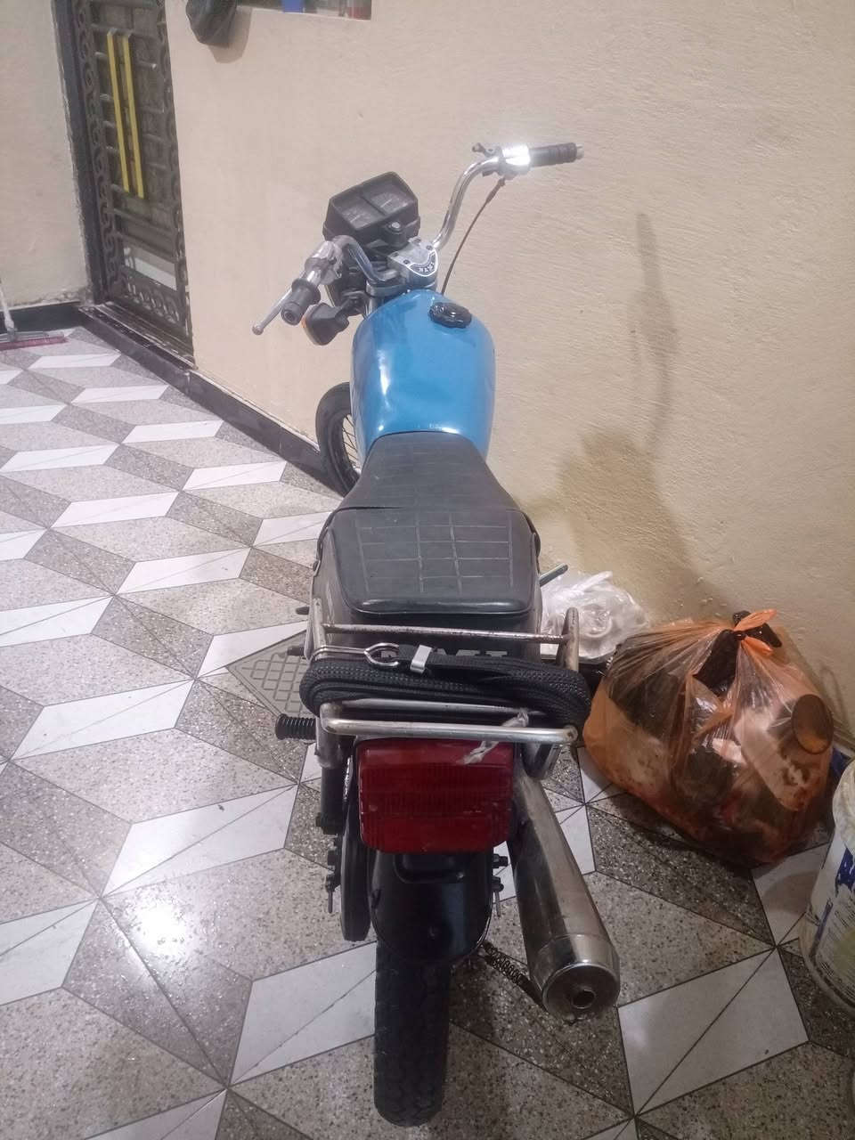 ادوات مكينه خرسه كلش لاتنقيص لا تبخير ابد تعال وفحص عينه لايت اشاير جاهزه للأخير 450 قفل بدون عمله***********
