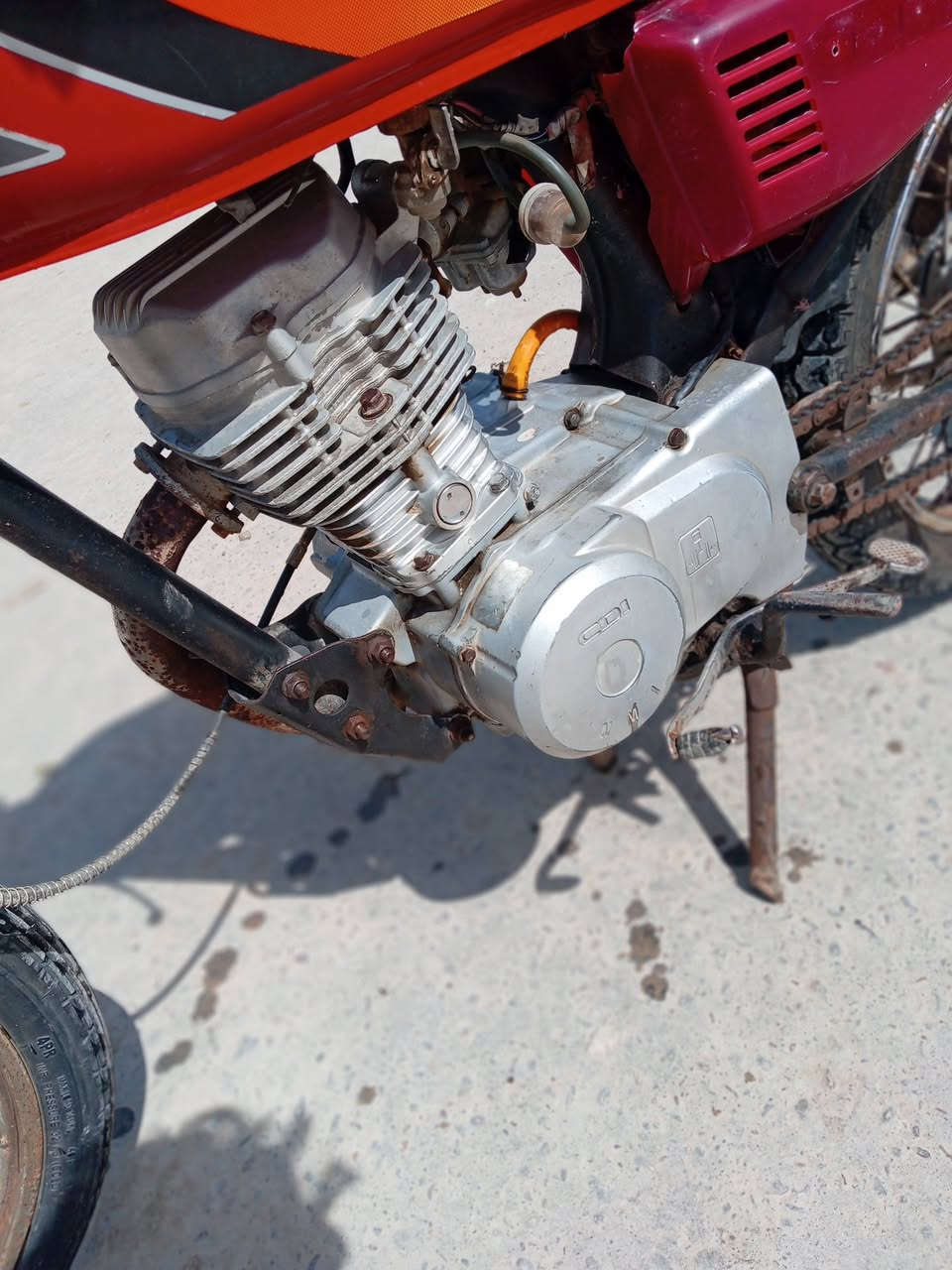 سلام عليكم دراجه للبيع مكينه نامه الاصلي ولشاصي متياز مكان ميسان قرب السيد منيهل ***********
