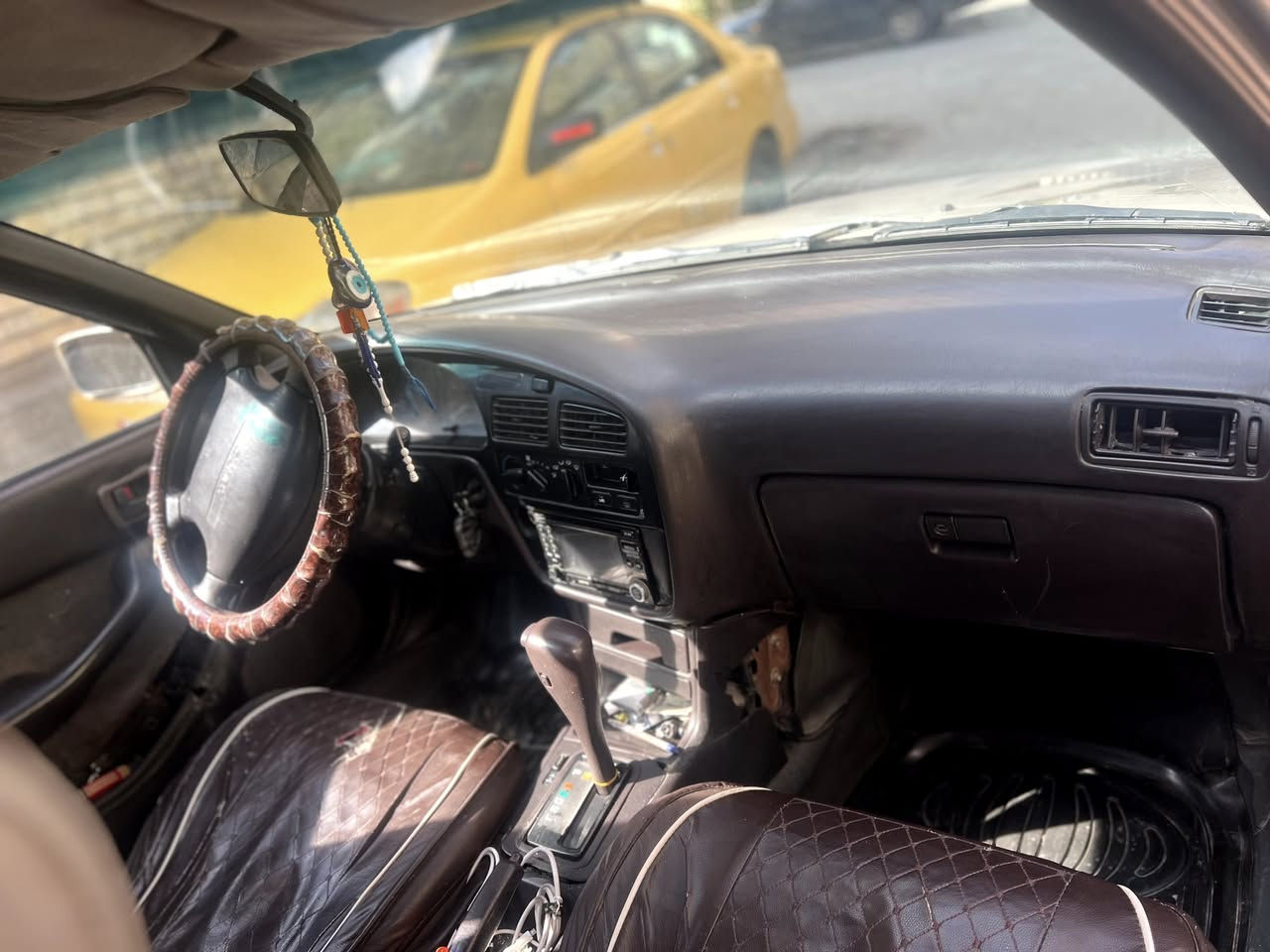 السلام عليكم  مكلف بالنشر للبيع كامري  1992 مكينة 2200ام الجف 4سلندر سيارة ليبل واحد بدون اي تبديل او صبغ مع وجود معجون قليل في الجاملغ  الأيسر +جراد  قليل تبريد تدفئة تخم تأير صدر جديد مكينة وكير مبدلهن جدد قبل فترة مكفولات الهاتف *********** السعر 52
