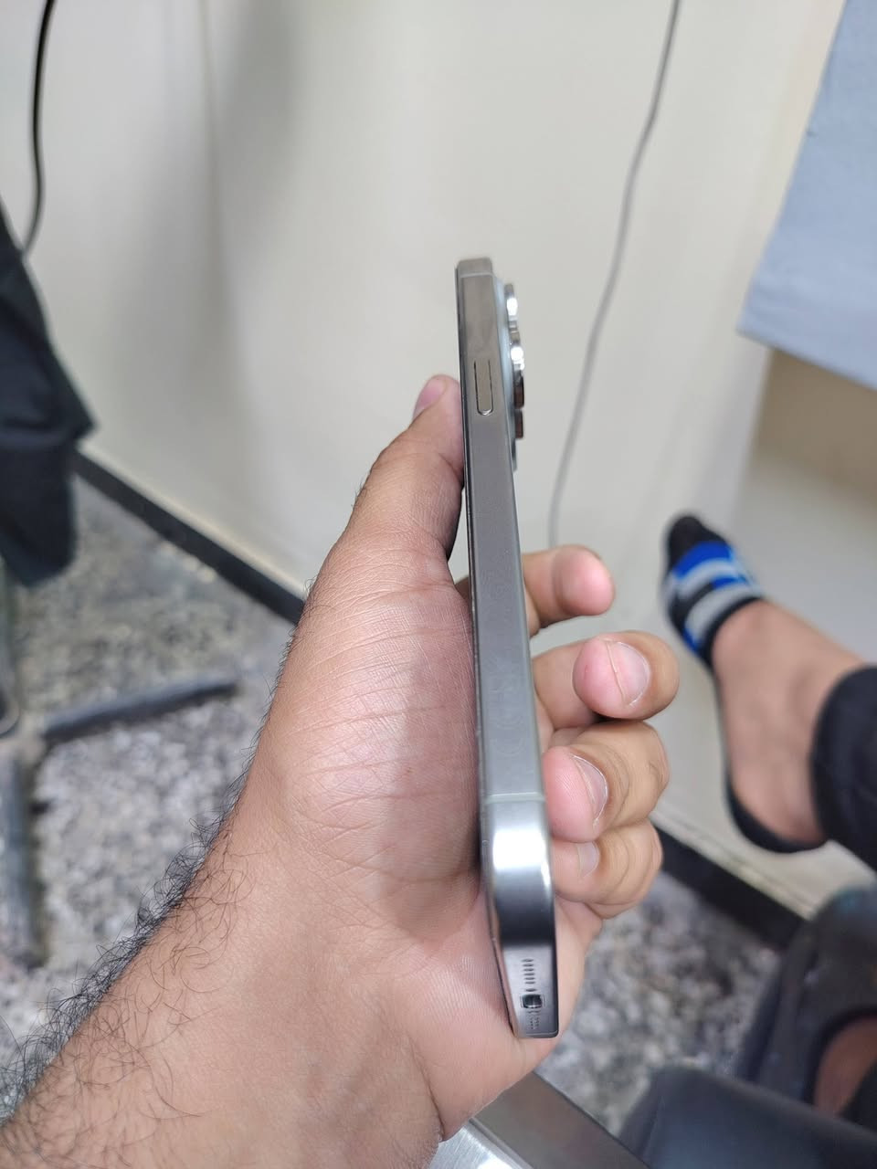 ايفون ١٥ برو ماكس
شرق اوسط عربي ماستر 
جديد بمعنى الكلمه زلغ مابي 
بطاريه ٨٩ 
ذاكره ٢٥٦ 
كارتونه كيبل غراضه كامله 
بغداد قرب فلكه حي النصر 
 تاخذه من بيتي 
كفاله


**إذا كنت صاحب هذا الإعلان وتريد حذفه لأي سبب، رجاءا أرسل رسالة إلى الدعم الفني**