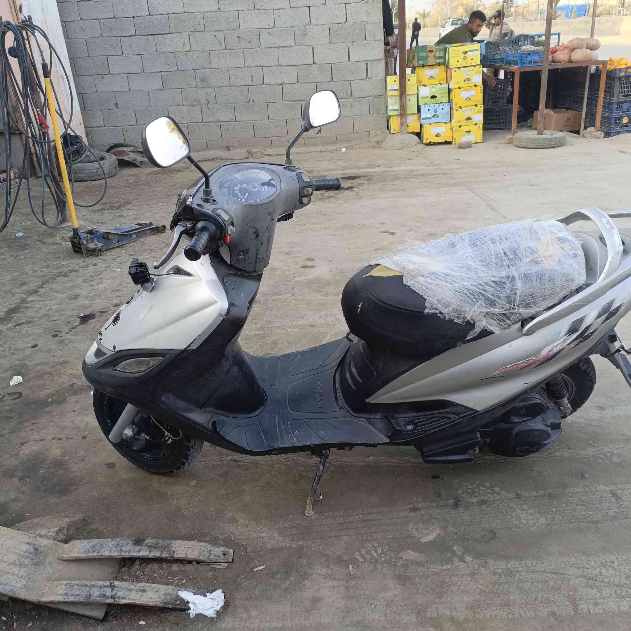 السلام عليكم دراجه ياماها ياباني مكفوله كفاله كلها شغاله ترايك شرط 140 بس بيها اول ماشغل صبح بيه خيط بدون تنقيص سعر 500 مكاني رفاعي ***********
