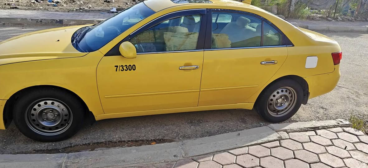 السلام عليكم سوناتاوارد أمريكي ضربتها جملغ امامي مديل 7جاهزه تبريد ثلج كير مكينه حداديه لايت زنون سياره جاهز اخر حبايه كبل الشارع عدي بيها وكالة تحويل ثاني يوم سعر 73وبيها مجال قليل مكاني الناصرية مركز ***********
