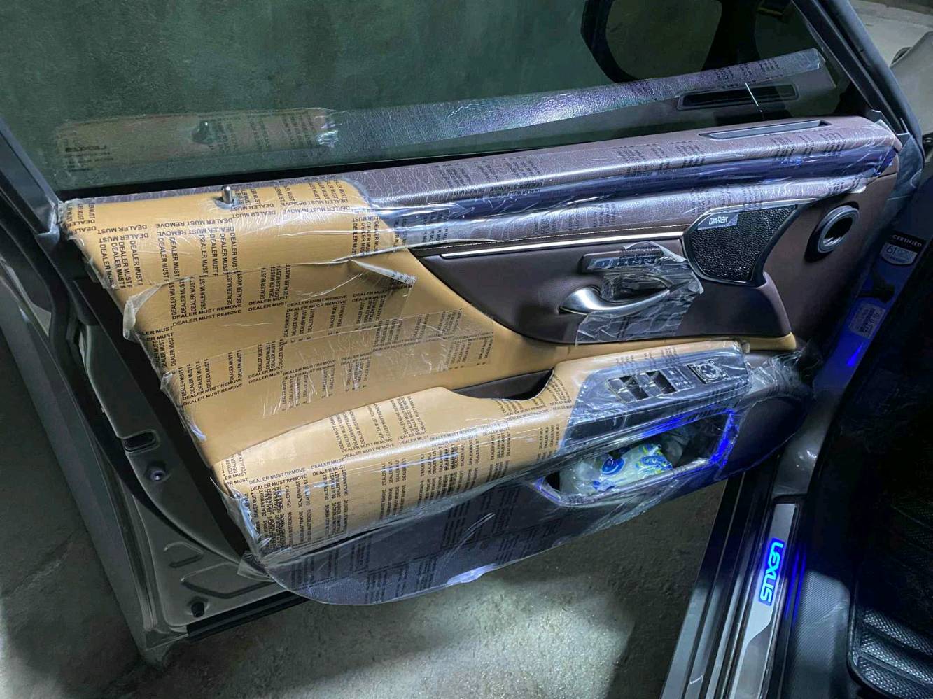 لكزز هايبرد وارد امريكي موديل 2021 فئه لكجري الترا سياره ماشيه 46 الف  للبيع تواصل عل رقم 

ضربه جاملغ خلفي قبق صندوك 


***********