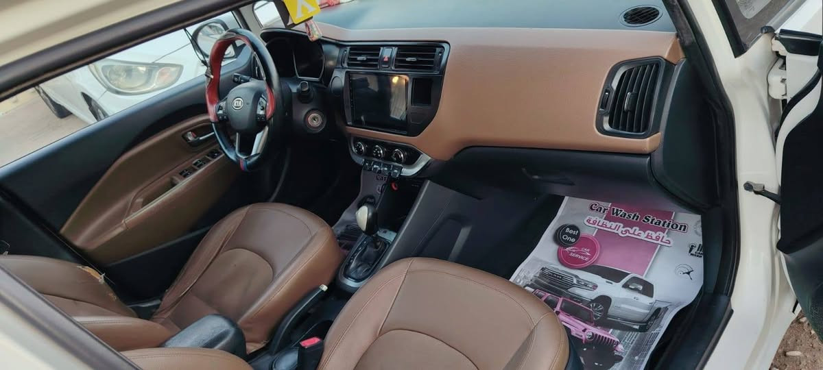 للبيع — كيا ريو 2012 خليجي 
🚗 السيارة: كيا ريو
📅 الموديل: 2012
🌍 الوارد: خليجي
⚙️ المحرك: 4 سلندر — 1600 CC

🧊 التبريد: ثلج
 • مكفول گير ومحرك 
 • حدادية فول 
 • شاشة + كامرة:
 • سونار موجود بيها بارد بسيط 

🪪 رقم انگليزي جديد 
💰 المطلوب. 87 ورقة وبيها مجال للشراي 

📍 الموقع. النجف الاشرف /ناحية القادسية
📞 للاتصال: ***********
