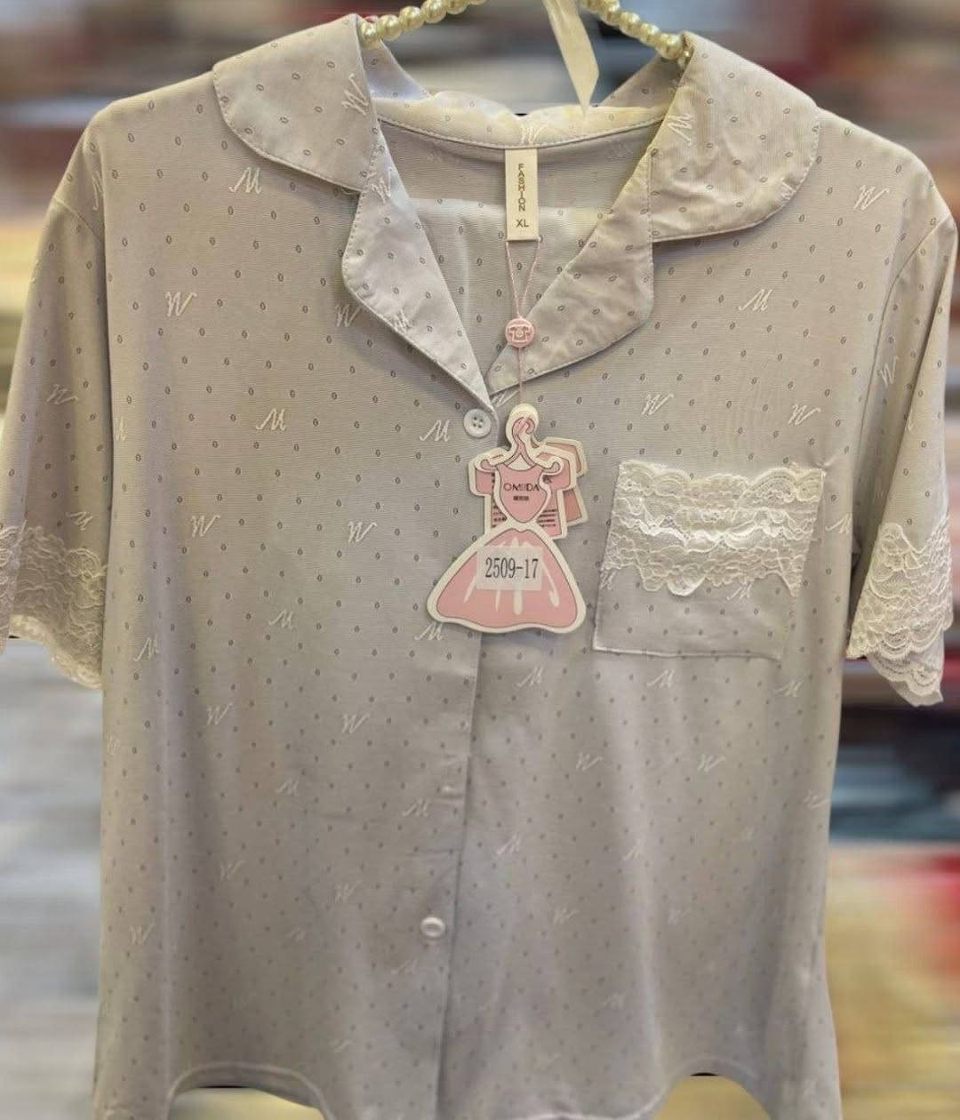 موديل احلى من الثاني
قياسات L. Xl
 سعر الدرزن ١٣٥ الف


**إذا كنت صاحب هذا الإعلان وتريد حذفه لأي سبب، رجاءا أرسل رسالة إلى الدعم الفني**