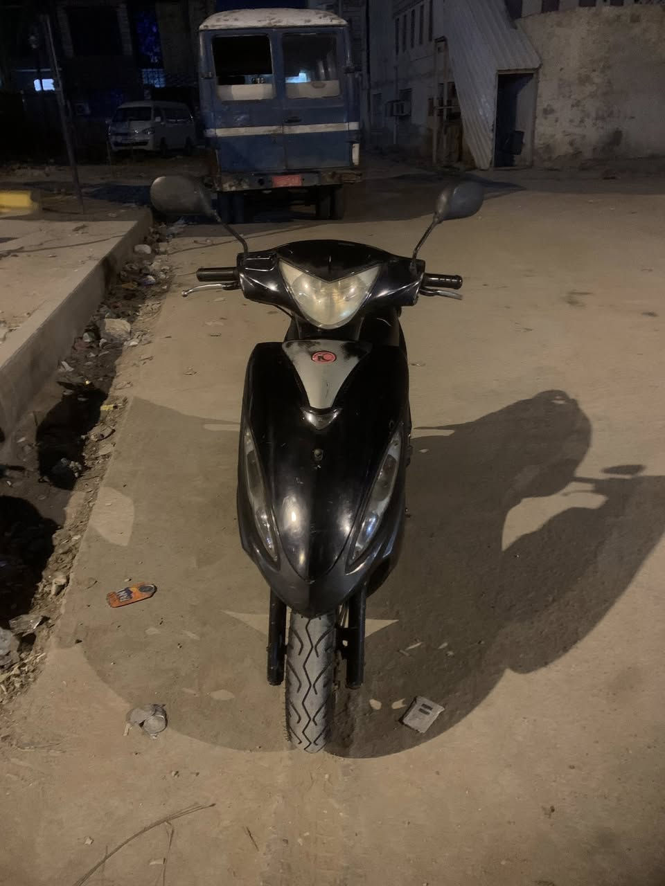 السلام عليكم دراجه G4 صار يومين من طلعت من التجفيت تحت السحك شلعه ومعدل شرط 120 الدراجه نضيفه وكلها شغاله سلف هندر اشاير لايت عالي ناصي بكلايت دراجه كامله ولكمال الـ الله السعر 450 وبيها مجال للطيبين الرقم واتساب فقطط ***********
