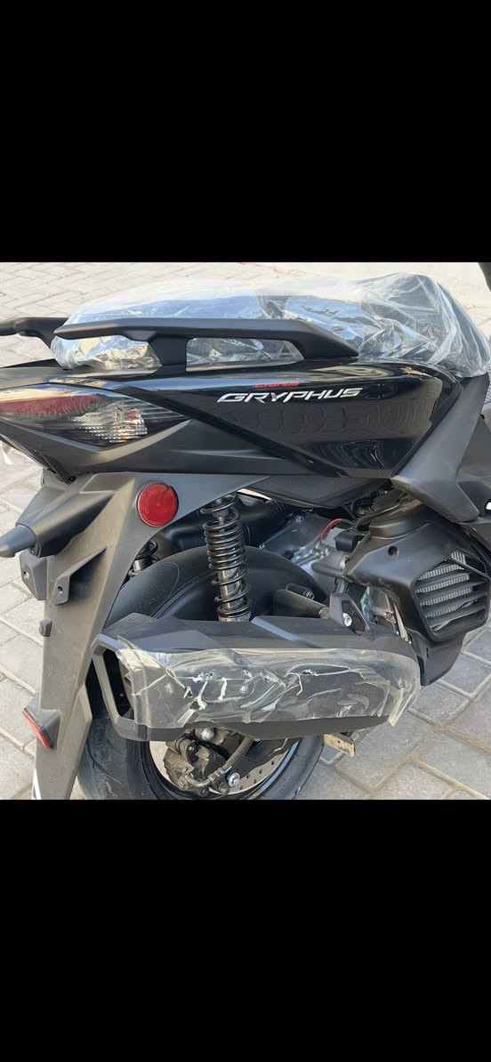 سلام عليكم للبيع سكنس جيل السادس ماشيه 6 فقط للستفسار***********
