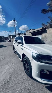 لاندكروز  2010 محدثة 2021   صبغ حزام ماعده صقف منظومه غاز بي  لايتات ز...