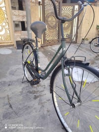 للبيع بناتي لون مميز حجم27نضيف يخبل تجي وتشوفه سعر75مستعجل عل بيعته عا...