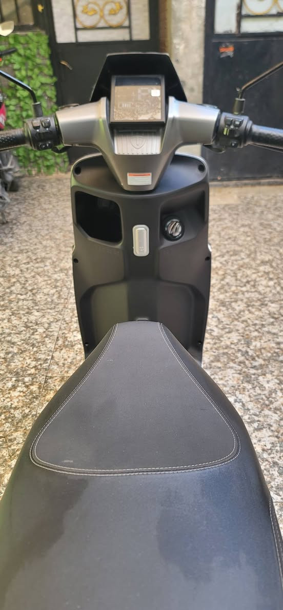 السلام عليكم..دراجه _الريان _تالج_TAILG..الشكل الحديث...دخول جديد 2026...دراجه كسر كارتون وضع وكاله ...لدات امامي ..خلفيه..جانبيه..مخرج USP...تشغيل _بصمع_..
عدد البطاريات _6_ الحجم الكبير وكالة TAILG...الملف _2000W_..عدد التحويلات..1..2..3..نظام_ARS...شاحنه اصليه تدعم الشحن السريع والأيقاف الذاتي عند امتلاء البطاريات..
السعر (850) قفل ...مكاني بغداد الشعب قرب محكمة الشعب...
الشراي يتصل ...***********..واتساب موجود
