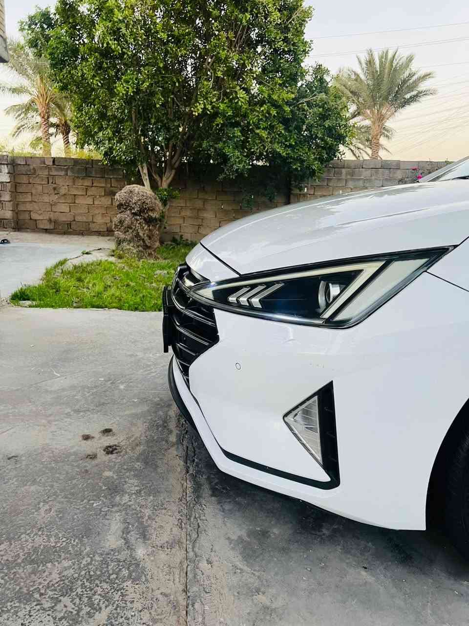 يااللة سلام عليكم
النترا خليجي موديل 2020 مكفولة كفالة عامة من ضربة وصبغ وتبديل وبارد سيارة جديد جدآ سيارة شركة وتجي فول موصفات وأحد ع وأحد تجي بصمة ولايت زنون وكشنات جلد وتبريد قطعتين وفول تحكم بستيرن وحساسات امامي خلفي وكامرة امامي خلفي ومكينة 2000 شرط مكفولة 
    الاستفسار علق تم ✔️ يجيك سعر خاص
أو اتصل بل رقم 
***********3
***********
العنوان : بغدأد الدورة
