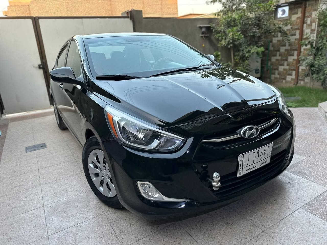 السلام عليكم اكسنت 2016 امريكي بيها صبغ بنيد وربع جاملغ شرط بدون اي دواخل محرك 1600 كير ومحرك مكفولات سياره جديده بمعى الكلمه  متصرف عليه شي جاهزه تخم تاير صدر جديد السياره حيل ناعمه وترايها حلو وصرفها حيل اقتصادي رقم انبار باسمي تحويل مباشر باسم اليشتري السعر 98 وبلعافيه ع ياخذها رقم الهاتف *********** مكاني الانبار فلوجه
