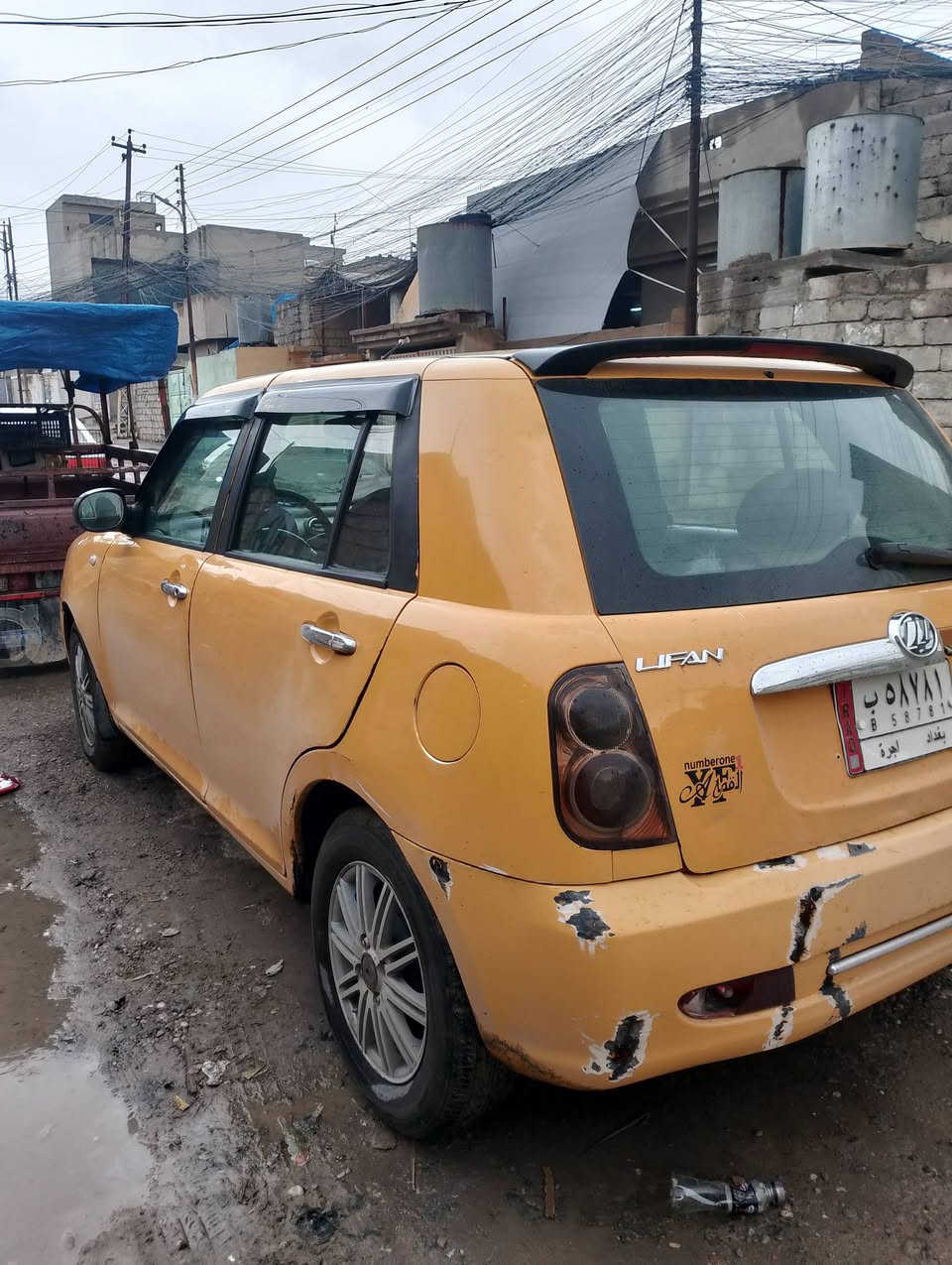 السلام عليكم 
اليفان موديل 13 
مكينه وكير شرط 
بدون ضرار 
كربون بنزين ⛽ 
رقم الماني 
السيارة بل واقع احله من الصورة 
السعر 32 وبيها مجال 
رقم الهاتف ***********
