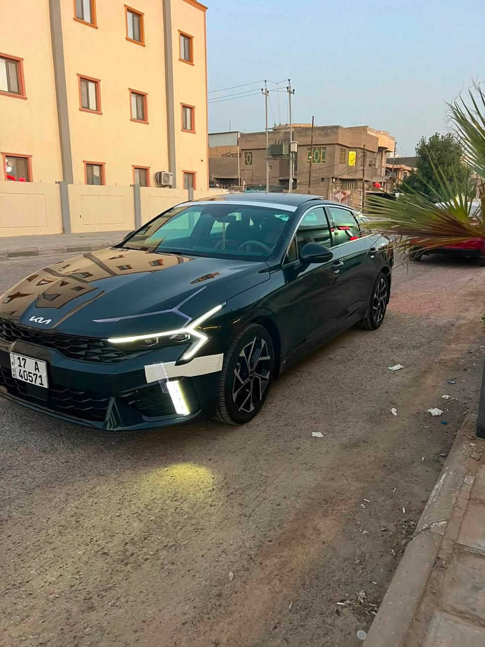 سلام عليكم للبيع كيا فايف موديل 2024
سيارة جديدة 

محرك 2500

فول موصفات 

خليجي

موديل 24

سيارة جديدة 

ماشية 16 الف فقط

كفاله عامة ماعده رش بحافت الباب جهت السايق

فول جيتي لاين 

5 كامرات

داتشوب 

بانوراما 

تشغيل عن بعد 

الاستفسار : ***********

