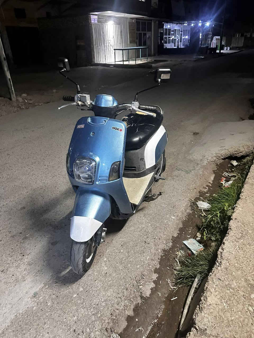 سلام عليكم  بوليس نوزل موديل 2008
بوليس نوزل موديل 2008 دراجه كفاله عامه شوفت عينك دراجه كامله مناقصه اي شي لايت زنون اشاير لد فقط السلف 55 كهربائيات كله شغاله سعر 650وبيه مجال حك جيه *********** واتساب مكاني ديالى الخالص هبهب
