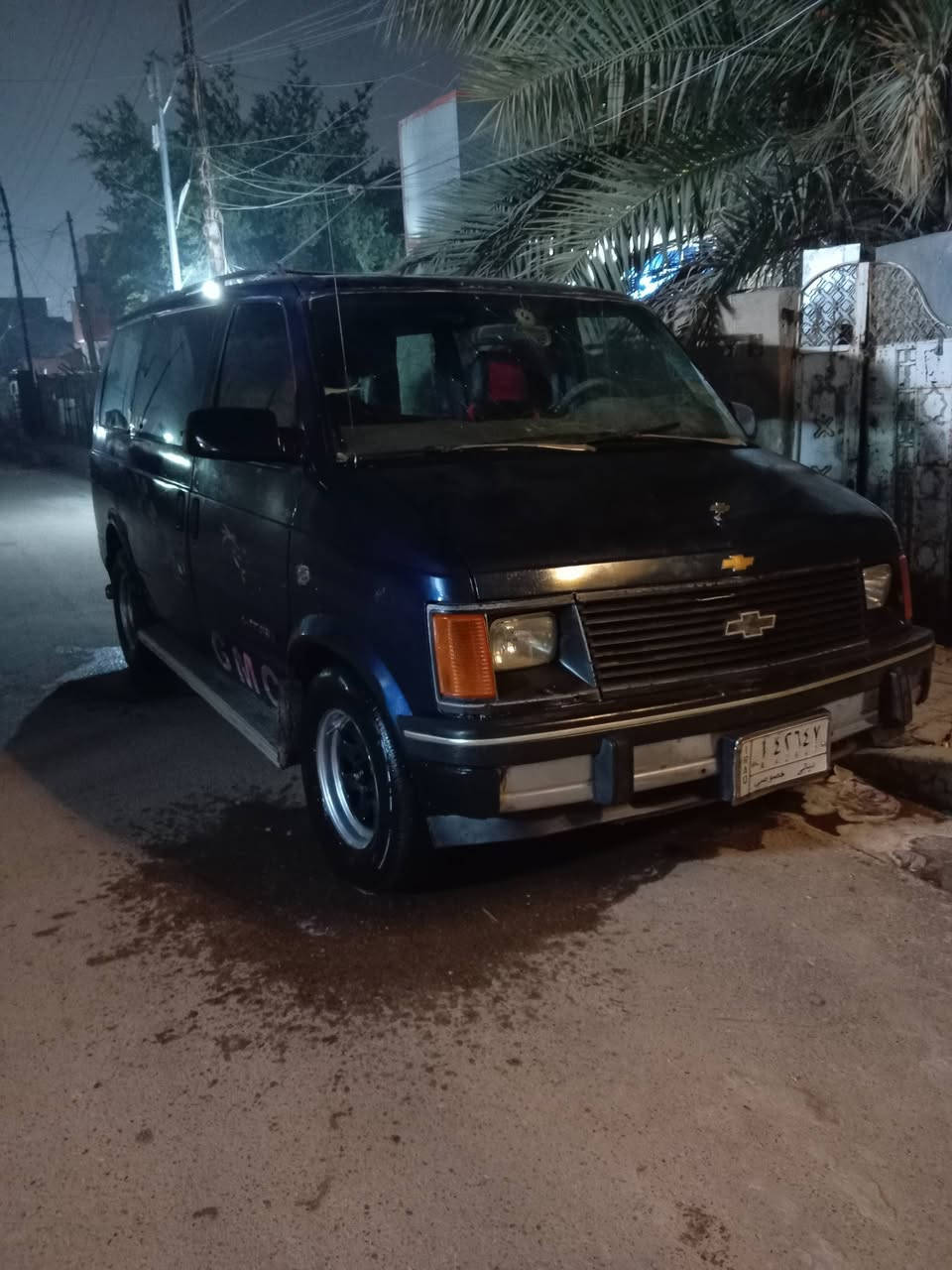 سلام عليكم استرو فان موديل 1993 رقم ديالى بلاديه السياره كير مكينه خير من الله السعر 28 وبيه مجال لطيبين مكان السياره الحسينيه مال الراشديه استفسار اتصال ***********
