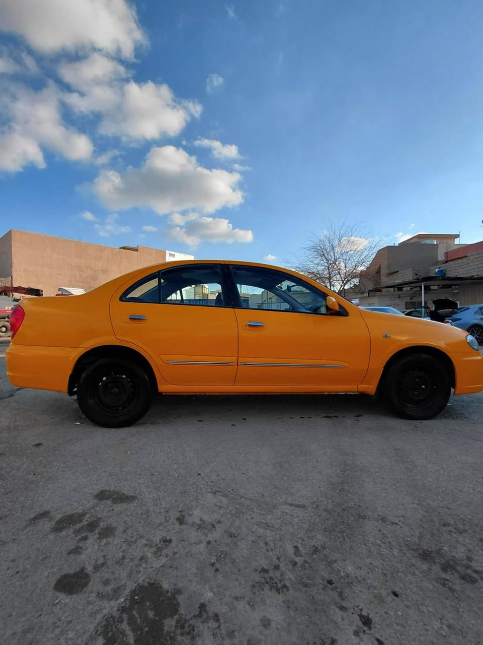 نيسان صني 2010 ياباني فول 
رقم كركوك مشروع وطني 
مشتري تله فون بو ره قم به كات جوابي كومينت 
ناده مه وه 
*********** كركوك, العراق
