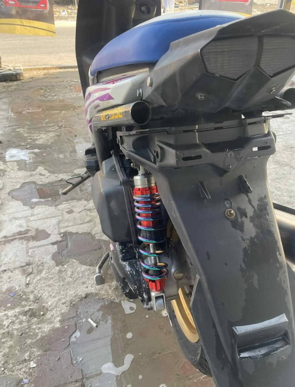 سلام عليكم دراجة جبلي للبيع كفالة عامة بيهة تزويد صدر رياضي دبلات ياضي صالنصة رياضي دراجة والله متوازي على بيعتهة عنوان بغداد  سعر 650 /*********** تصل على لرقم وبيك خير ودلل
