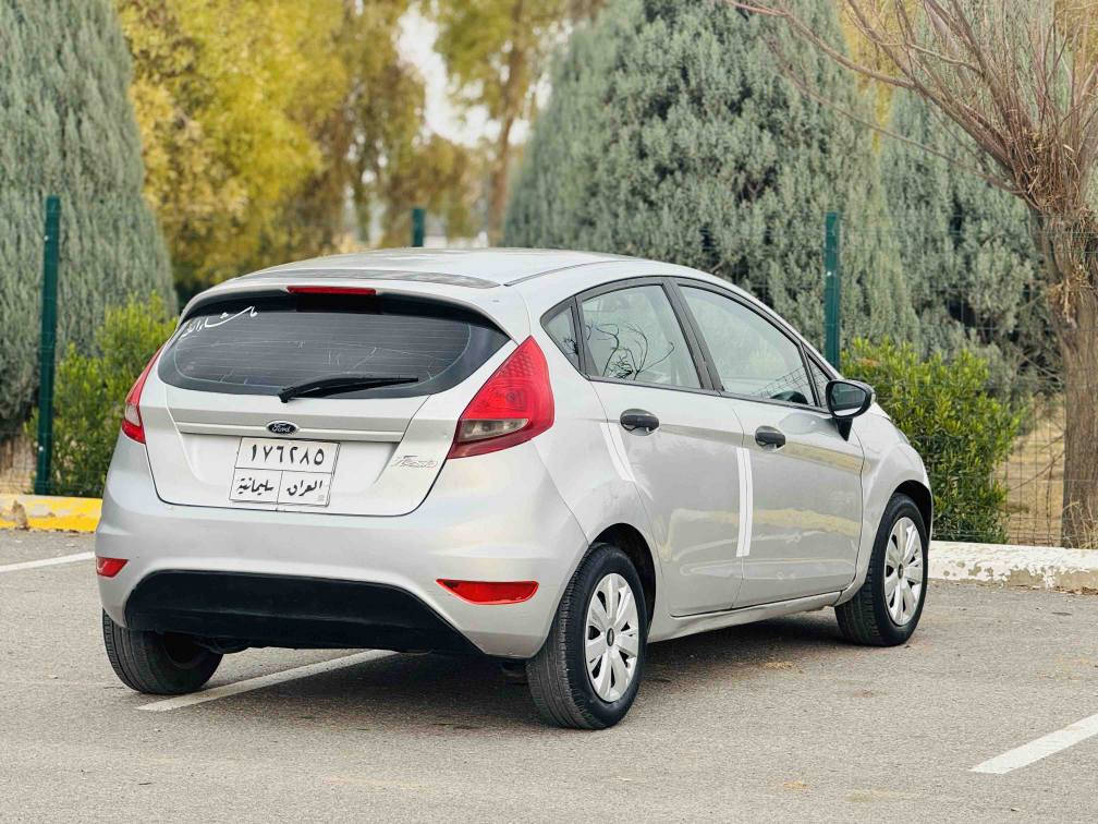 ئؤتؤمبیلی فؤرت فیستا 2012گیر تؤماتیک گیر و مه کینه و ته برید به شه رت  جام کاره بای …نه ینؤک کاره بای …فولیؤم …قوفل مه که زی … سه نه وی نوی …یه ک په له و نیوی هه یه …چوار تایه ی نوی له سه ره ویل که په …***********
*********** أربيل, العراق
