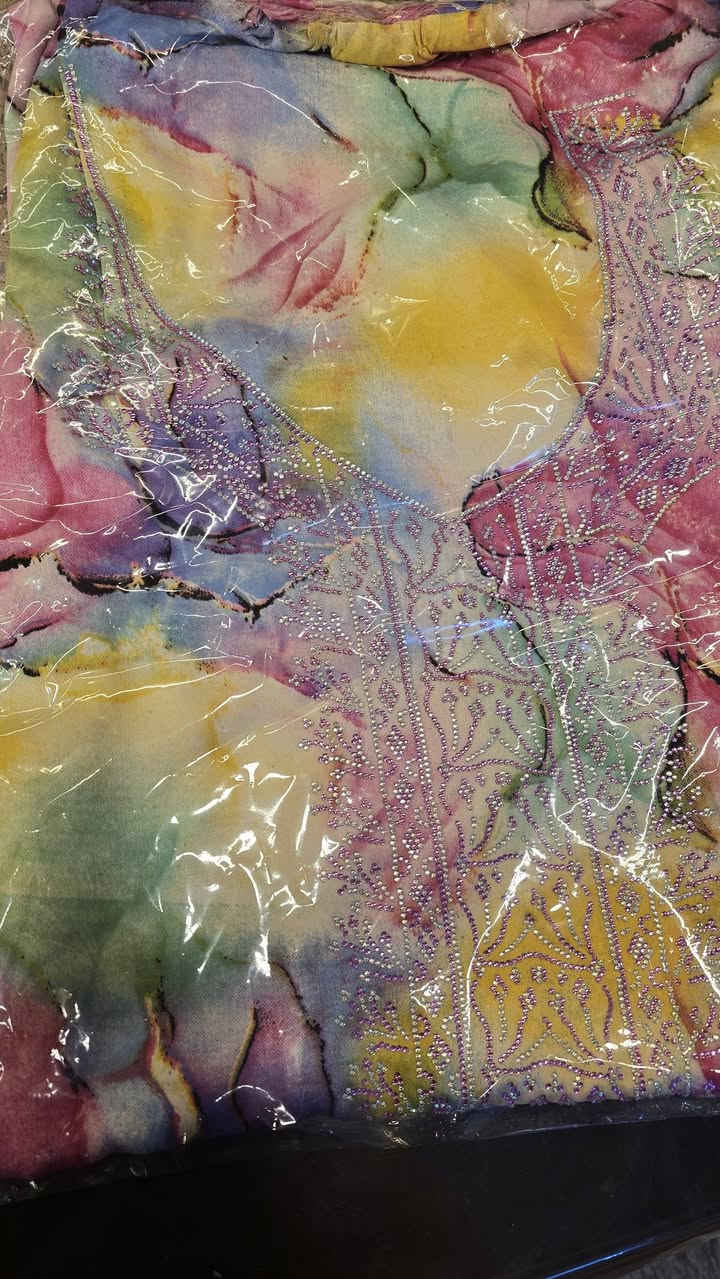 #مخاوير خامه حرير ٤ امتار مع شال جرجيت مشغول
#الحجز والاستفسار ع خاص💌
@إشارة 
#متابعون
#معلقون


**إذا كنت صاحب هذا الإعلان وتريد حذفه لأي سبب، رجاءا أرسل رسالة إلى الدعم الفني**