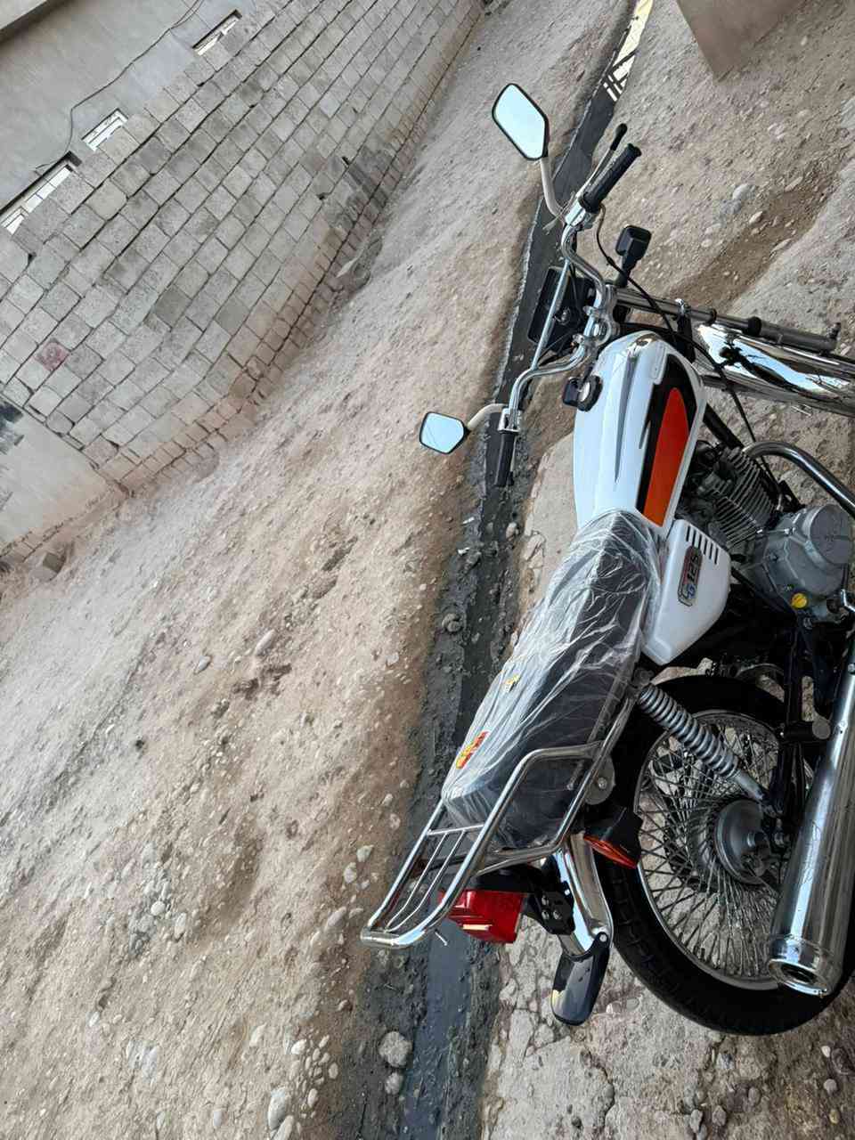 مأطور للبييع  نامي 4كير موديل 2018 السعر 275وبيه مجال الاستفسار  ***********
