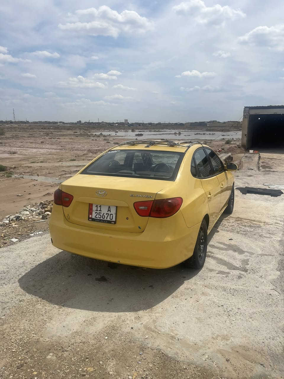 أللهم صلي على محمد وال محمد 
السلام عليكم لانتراا للبيع موديل 2009 فول مواصفات  عده البصمه حادثها زوج جاملغات وبنيد امريكي مكاني كوت مركز المدينه السعر 80 خلي تعليقك حلو يدل على اخلاقك 
***********
