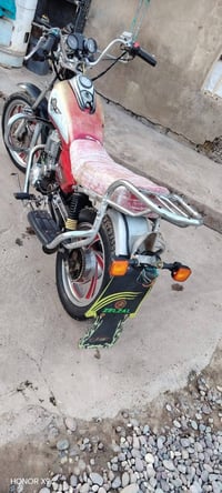 موطور جني موديل 2011 محرك نضيف كهربائيات شغاله للبيع السعر 275 وبي مجا...