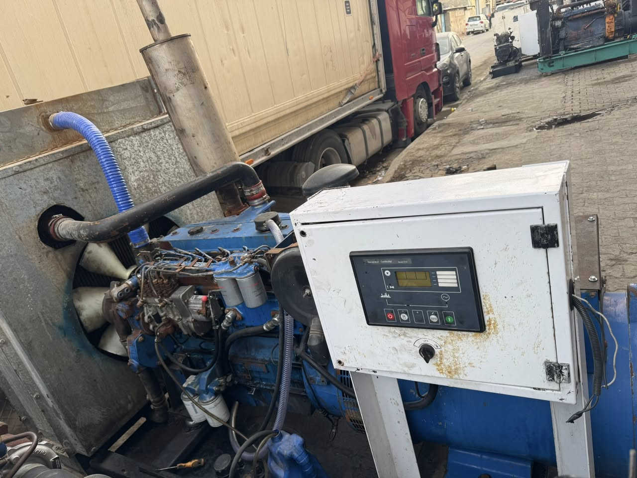 موالده ١٥٠ كيفي بيركنز لوفل بم كايد ٦ سلندر  جويتر شاصي شغاله على حمل لا صرف ولا تبخير   نظام اوتوماتيك كل حساسات شغاله العنوان بغداد مجمع المشن 
السعر ٢٨
 للاتصال ***********
