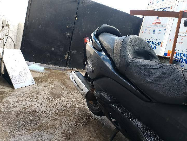 السلام عليكم دراجة فورزة 08 رمبة دراجة مال حاوية دراجة كفالة مكينة وكلجات جيب اقوة فيتر عندك وتعال دراجة كاملة مكملة  كفارات نضيفة مجرد خدوش شي بسيط شغالة من الطول للطول خذتهة قبل تقريبا 3 اشهر رمبة  ب1870   13$  من حسام النعيمي مال طالب مدرسة حاطهة ولاكحا  تحويل كير عادي او سبوت كلة شغال رايدها 1200  ماشية 23 ألف وبيها مجال للشراي مكاني دورة حي اسيا للبيع او الاستفسار  ***********
