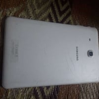 آيباد • نضيف • قابل للتفاوض