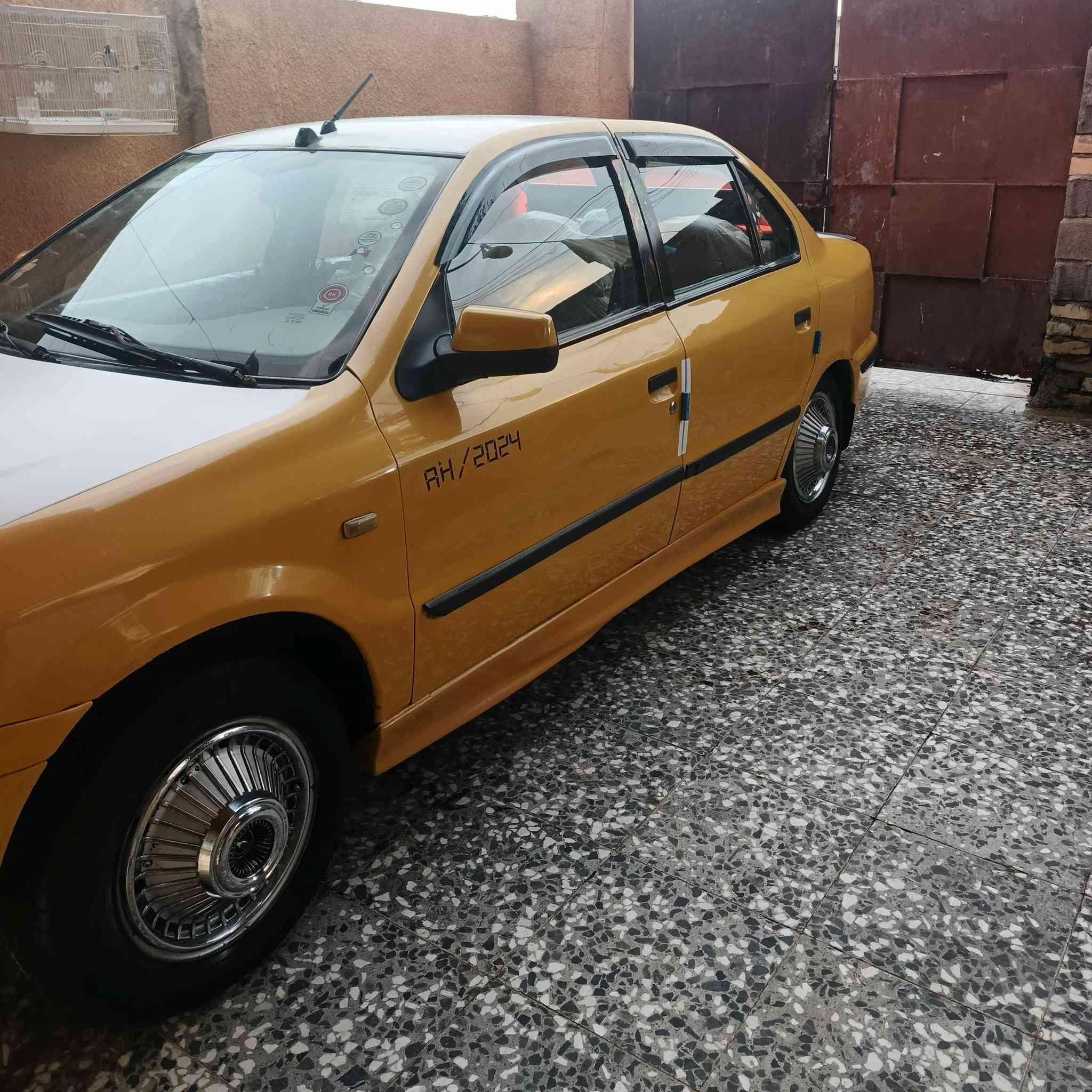 سلام عليكم سمند موديل 12 كير ومكينه مكفولات حداديه خير من الله مشط شاده جديد  تايرات جدد دوشمه تنته ورضيه وكشنات شاشه اندرويد السياره بيه تلكيطات خياسات وطخات شي قليل ومصبوغه حزام رقم واسط الماني سنويته نافذه صارله 5 اشهر من نافذه مكاني بغداد سعر السياره 35 وبيه مجال ‏‪***********‬‏
