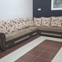 قنفة طخم • 10 مقعد