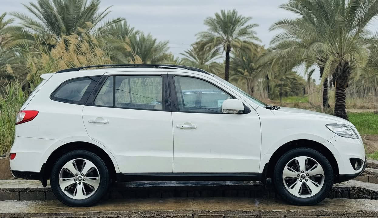 سنتافيا 2012 خليجي فووول 1/1 
مكينه 6 سلندر 7 راكب بصمه فتحه 
كفاله عامه مكينه ممفتوحه شرط بيها رشه صبغ بسيطه بل باب 
بددون فتح بدون دواخل اثر شخط مكاني بابل - الشوملي 
بيع او مراوس السعر 148$ يتوفر وتساب 
للاستفسار *********** او ***********
