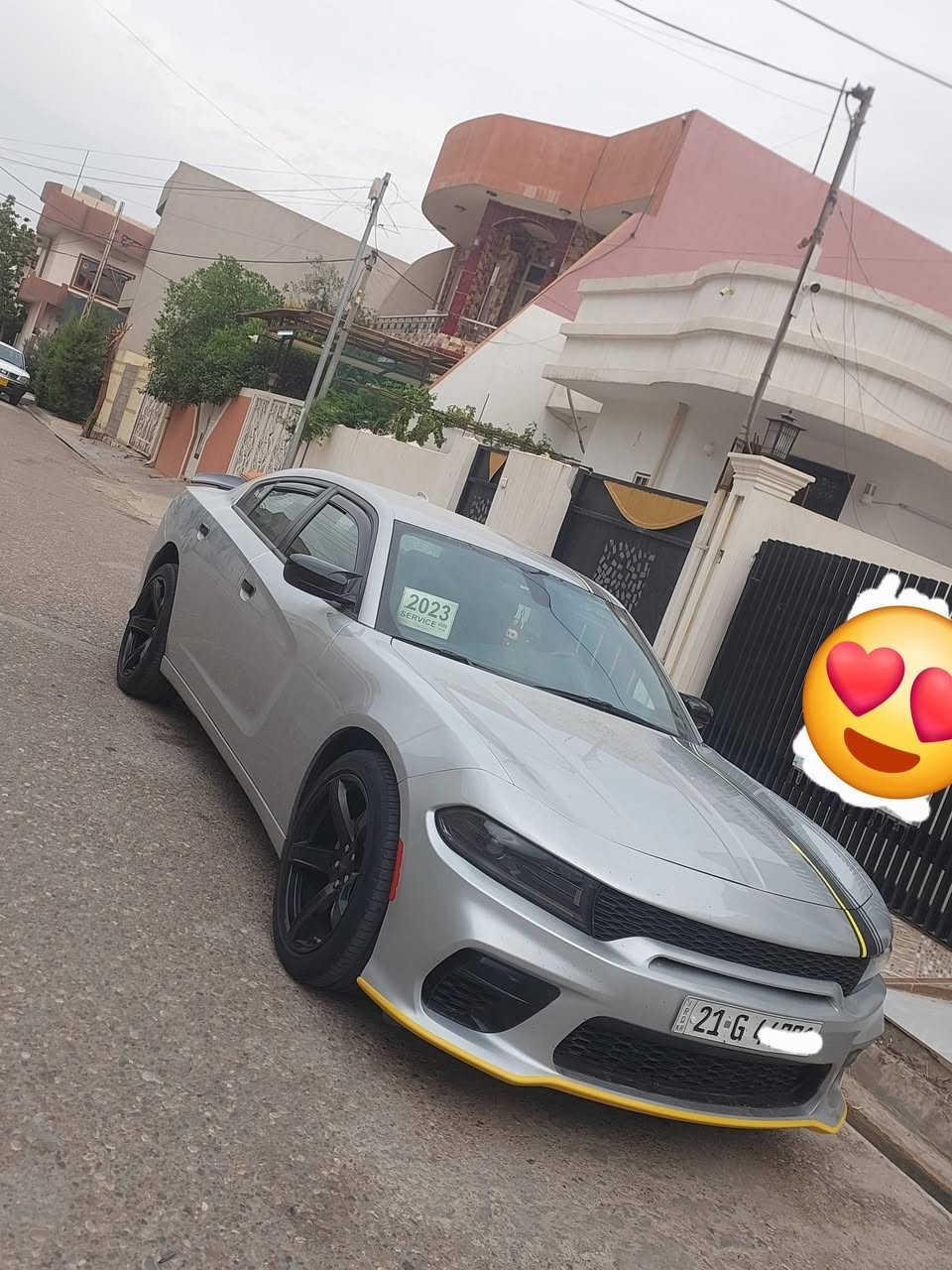 للبيع موديل 2023 سياره ماشي قليل 17 موصفات sxt بدون صبغ او ارباك و شاصي بيه خمس سانتيم تعديل فقط وبيه رصعه بل قماره مال شحن قليل كير مكينة تبريد شرط رقم وسنويه جديده سعر ٢٢٥ مكان سياره كركوك ***********
