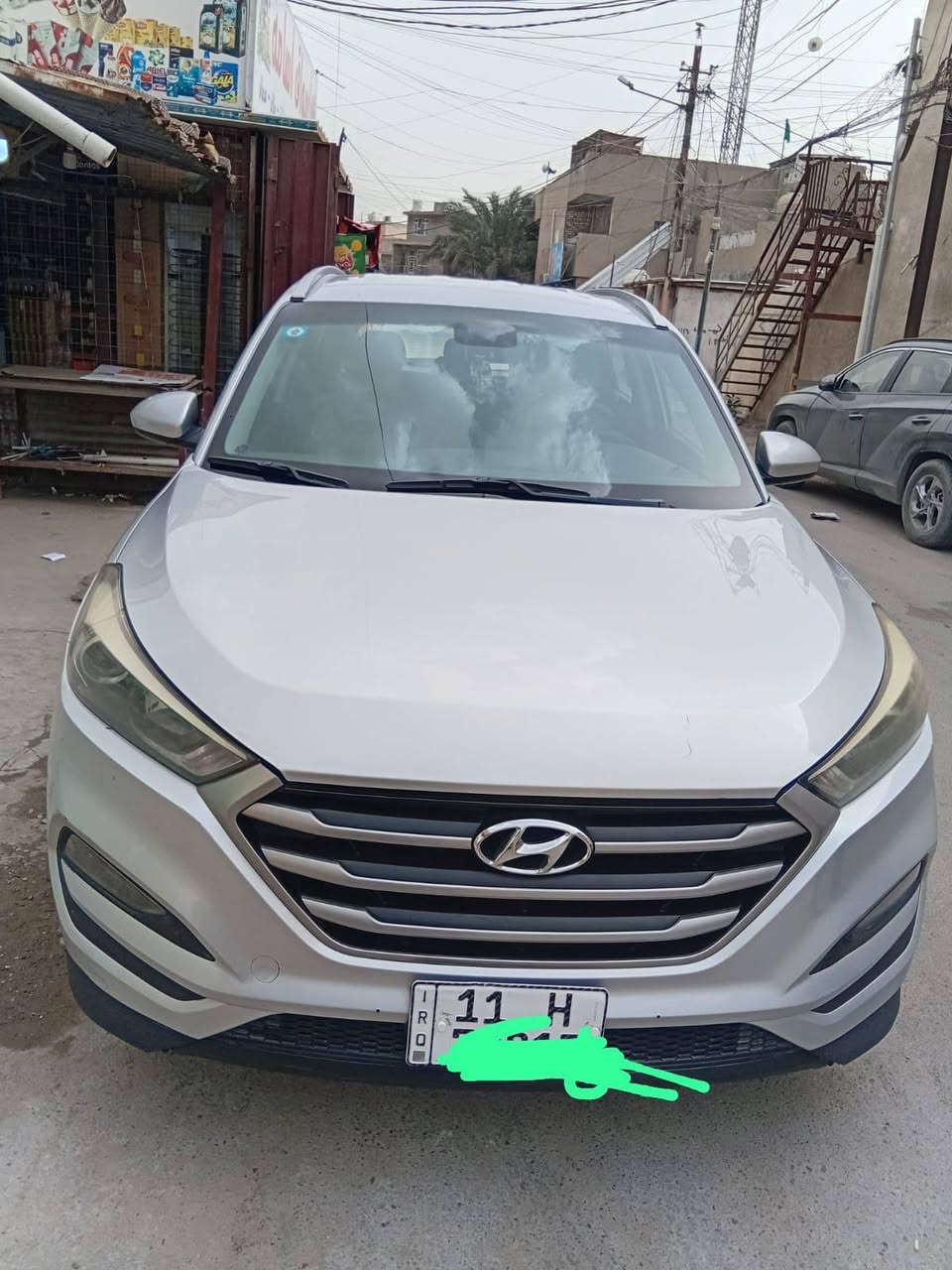 توسان وارد امريكي 2018 ظرر بس بنيد مبدل سياره كامله مابيه اي نقص سعر 145 لبيع او مراوس حسب القناعه  وتصال على هذا رقم ***********

