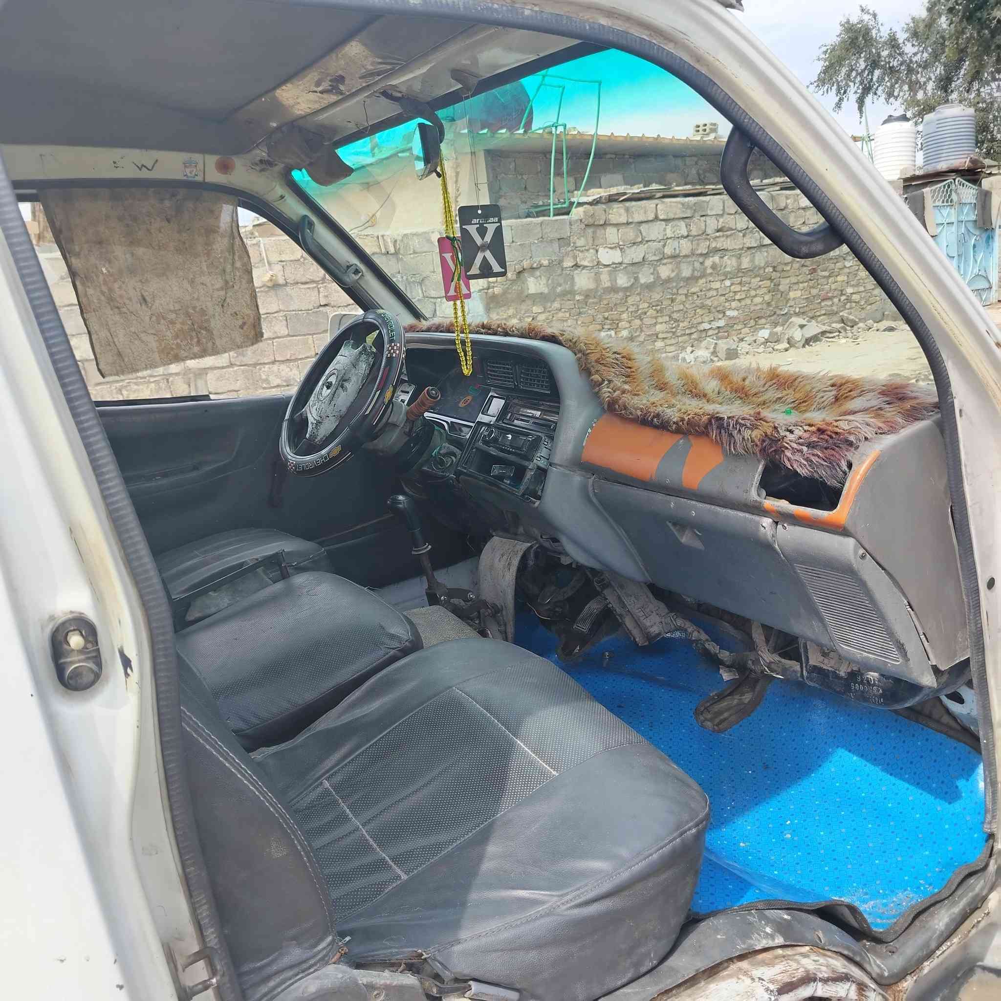 سلام عليكم كيه فتون موديل ٢٠٠٩ كير مكينه واكسن خير من مكينه كاز سياره جاهز تخم تاير كهربائي شغاله باتري جديد سلف جديد سياره جاهزه غرفه نضيفه حدايه جديه سياره مابيه نقص كبل الشارع سعر 20 /***********
