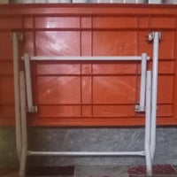 ميز • ٣ كراسي • بغداد