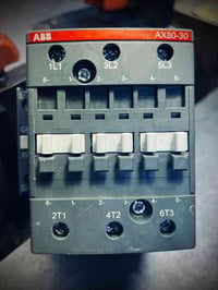 ورحمه لله وبركاته يوجد لدينا كونكترات ABB ثلاثي 160 امبير -190 امبير ا...