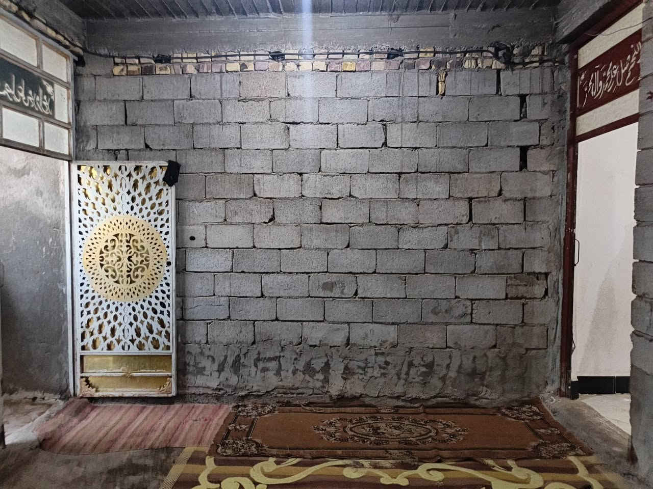 السلام عليكم بيت للبيع المساحه 200 المكان شارع الامام علي بها الزراعي مكان مرتب بيت بناء بلوك بناء جديد رباطات سقف كونكريت بناء درجه اولى شغل هندسه السعر 70 بمجال شيء بسيط الاتصال على الارقام الموجوده*********** علاء الجابري للعقار ‪***********‬ ونستقبل كافه العروض الزراعي والطابو
‏
