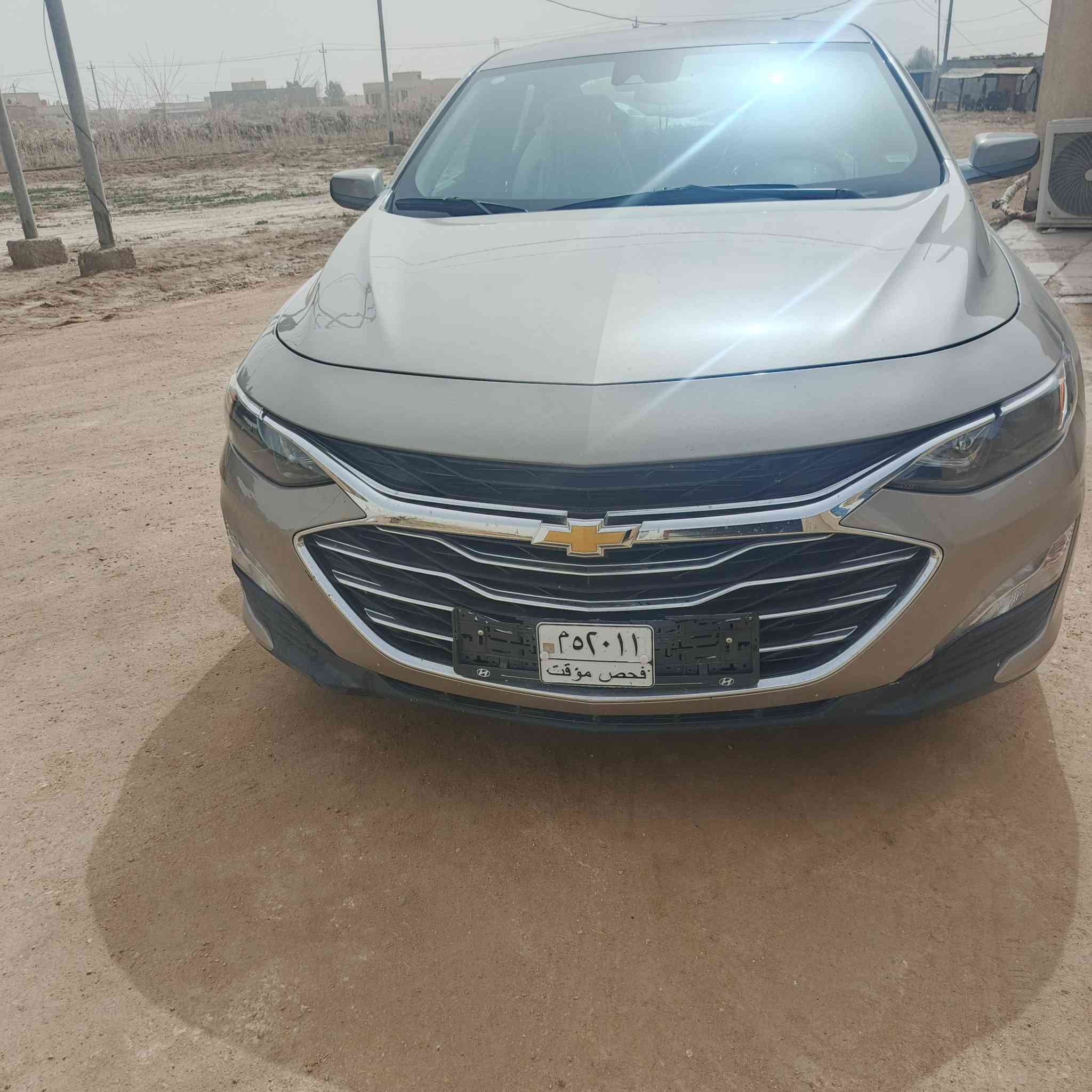 السلام عليكم ماليبو ٢٥ سياره نظيفه مواصفات حلوه ماشيه ٢٤ الف ضربتها باب وچاملغ خلفي فحص مؤقت ١٣٣ ***********
