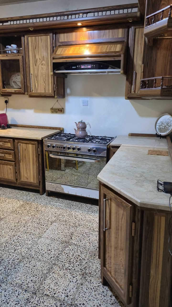 كاونتر تسكام درجه اولى ١٤ متر ٧ قطع شارع فلسطين
*********** واتساب
