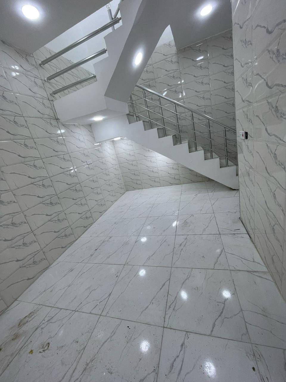 السلام عليكم 💥💥
دار حديث بناء سنة 2025
المساحة 50 متر الواجهة 5 متر النزال 10 متر

السعر 88 مليون وبي مجال بسيط ان شاءالله 

 
📍الموقع📍 مقابل الجزيره السياحيه 
الارض زراعي سند 25 
متوفرة جميع الخدمات 
ماء + كهرباء + تبليط + مجاري 
 
للاستفسار الاتصال ☎️
***********
