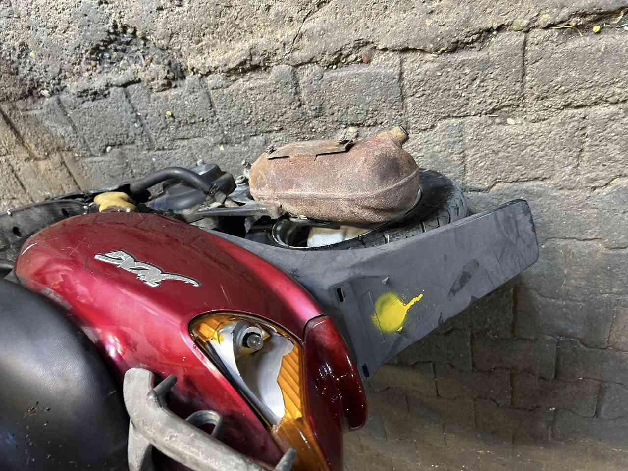 السلام عليكم دراجه عصفوريه حلوه و نضيفه مناقصه شي بس تنظيف كابرتر وبك لايت بس شغاله سلف هندر اشاير كيج سرعه كيج بانزين سعره ٢٧٥ مكاني كاظميه ***********
