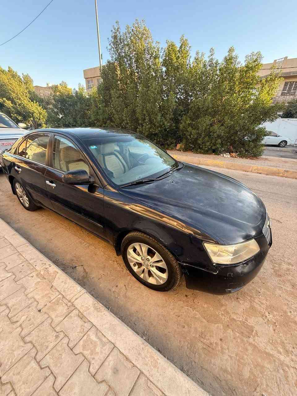 سلام عليكم
للبيع سوناتا 2007 امريكي 
حادثها جاملغ ايسر وبنيد
كير ومكينه جديد 
حداديه جديده 
تخم تاير جديد 
رقم بغداد 
السعر 80 وبيها مجال بسيط 
مكان السياره كربلاء 
استفسار اكثر اتصل ع الرقم 
***********
***********
