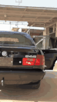 سلام عليكم بي ام دبليو 530 8v اصل ابلادي مصبوغة جميلة شرط تحويل نضافه السياره 90%100  السياره برغي تجاري مابيها الاستفسار على هاذا الرقم ***********
