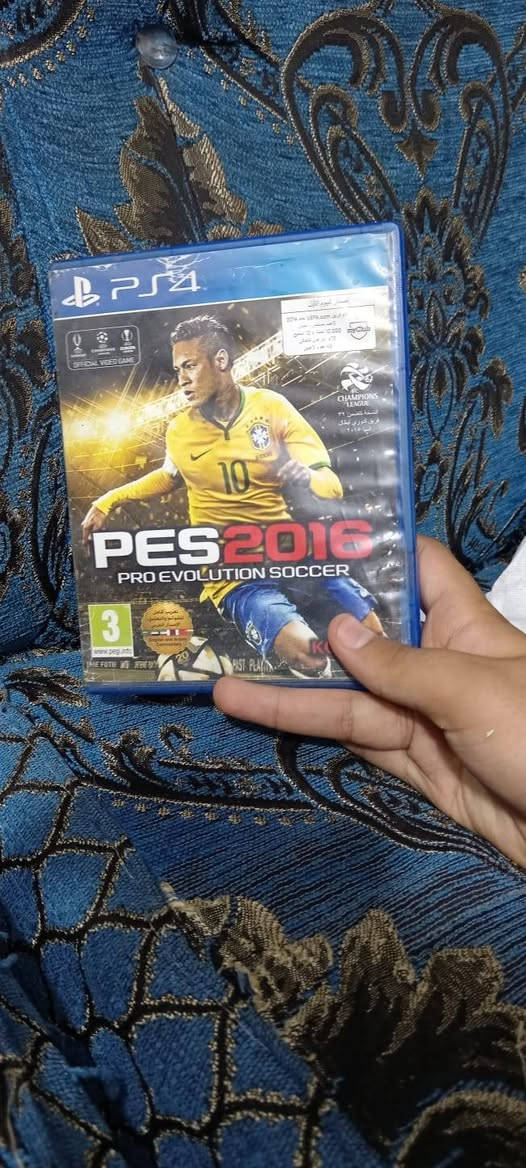 بلي 4
مع كامل ملحقات مع يدات العدد ٢ وعندي ٢ مو شغالات 
وفيفا22
كاد وف وار 4
بيس 16
gta4
السعر 220 وبي مجال


**إذا كنت صاحب هذا الإعلان وتريد حذفه لأي سبب، رجاءا أرسل رسالة إلى الدعم الفني**