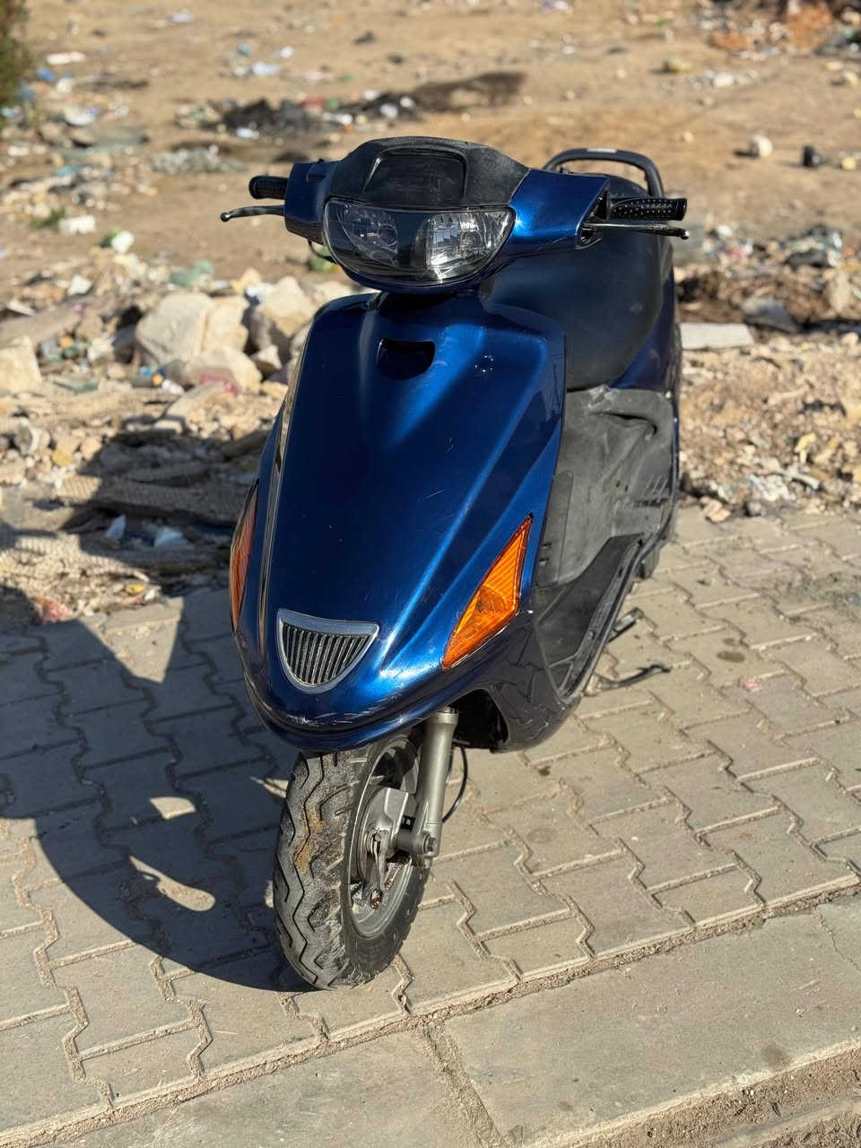 السلام عليكم دراجة فراشة مال حاوية مكفولة كفالة عامة كلشي بية شغال اي نقص مابية محرك مامفتوح السعر 600 وبية مجال لشراي يتصل مكاني نجف ***********
