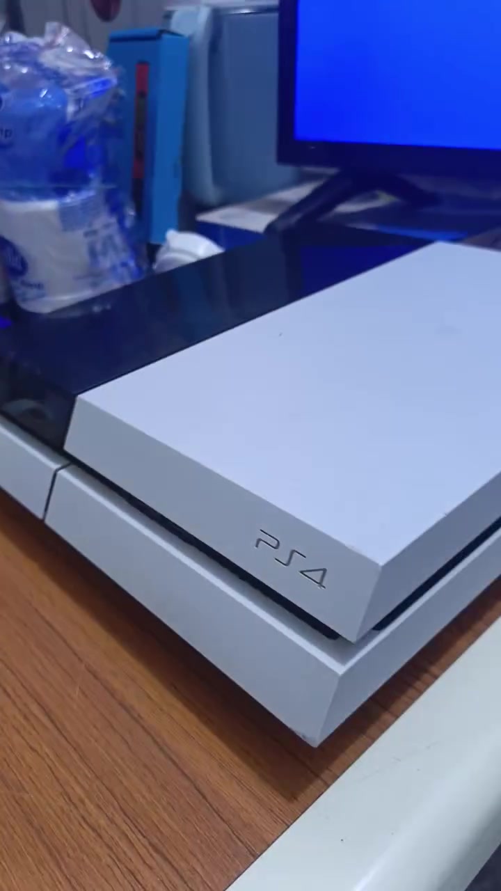 سلام عليكم
جهاز بلي فور4 فات مهكر قرص البيع: 🎮 البليي امانه الله بس شكم شخط بيه بس ماداخل صيانه 
رقم الهاتف: ***********☎️ واتساب فقط  او خاص ماسنجر مكلف بالنشر 

يحتوي جهاز: يو بي اس 15000  ايكو شيلد بعدة لوك بلزكه
 مالته

محتويات الجهاز:

2جوستك بلي 5  شكل مميز 

البلي يحتوي على الالعاب 
10 العاب ⚽
من ضمنها pes2026 . و god of war وgta5 
وغيرها من الالعاب

سبب البيع : عدم التفرغ
