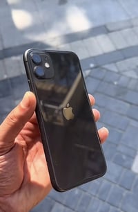 آيفون ١١ • ١٢٨ جيجا • فيس ايدي غير ثابت