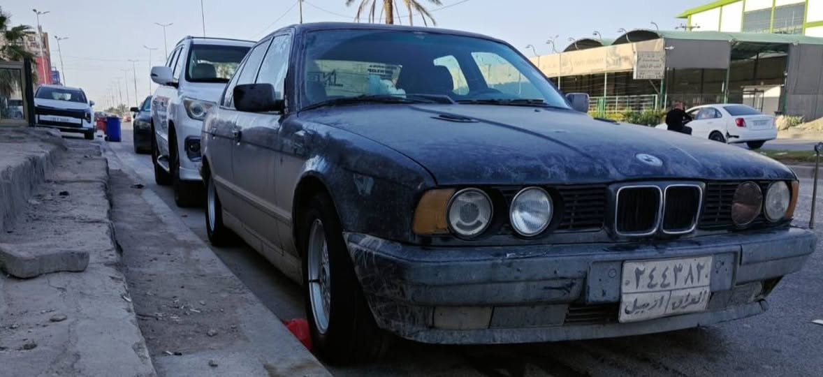 للبيع BMW 535 موديل 1993 🚗
الفئة: 535
الموديل: 1993
رقم سليمانية (تحويل)
تريد من المالك الكردي، مو من الوكيل.
السيارة نظيفة وخير من الله.
المكينة والگير خير من الله وما يشتكن.
التخم والتايرات نظيفة.
بيها نواقص بسيطة لا تؤثر على الاستخدام.
السيارة تستحق المعاينة، والسعر للجادين فقط.
للاستفسار أو المعاينة راسلني على الخاص أو اتصل
***********.
